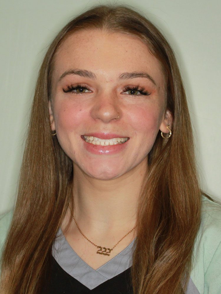 Zoe is an orthodontic assistant at American River Orthodontics